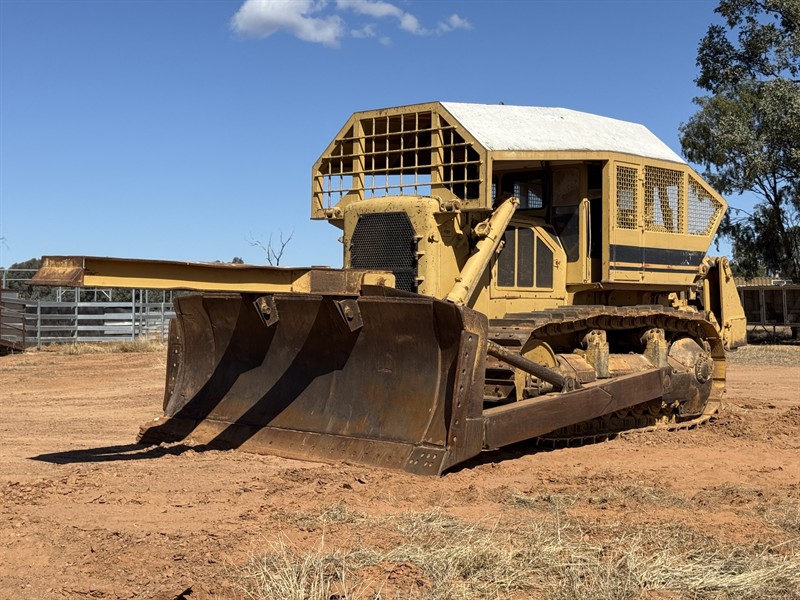 1973 CAT D9G Dozer