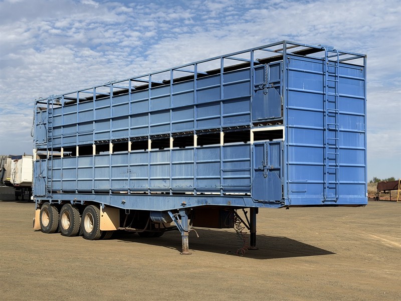 1997 Brazier Livestock Trailer, Vin: 6H9T25000V2LC7009, Regi