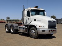 60 · 2005 MACK VISION PRIME MOVER
