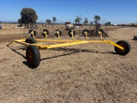 253 · BANANA FARMIMG 6 WHEEL HAY RAKE